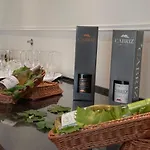 Luna De Hotel