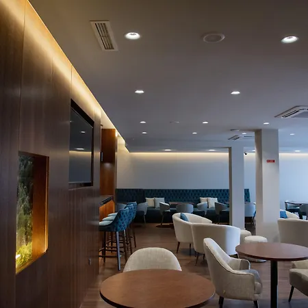 Luna De Hotel 4*