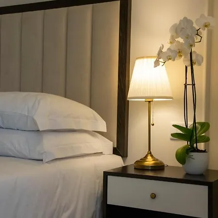 Luna De Hotel 4*
