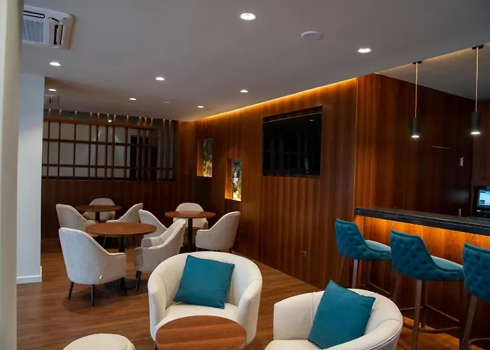 Luna De Hotel 4*